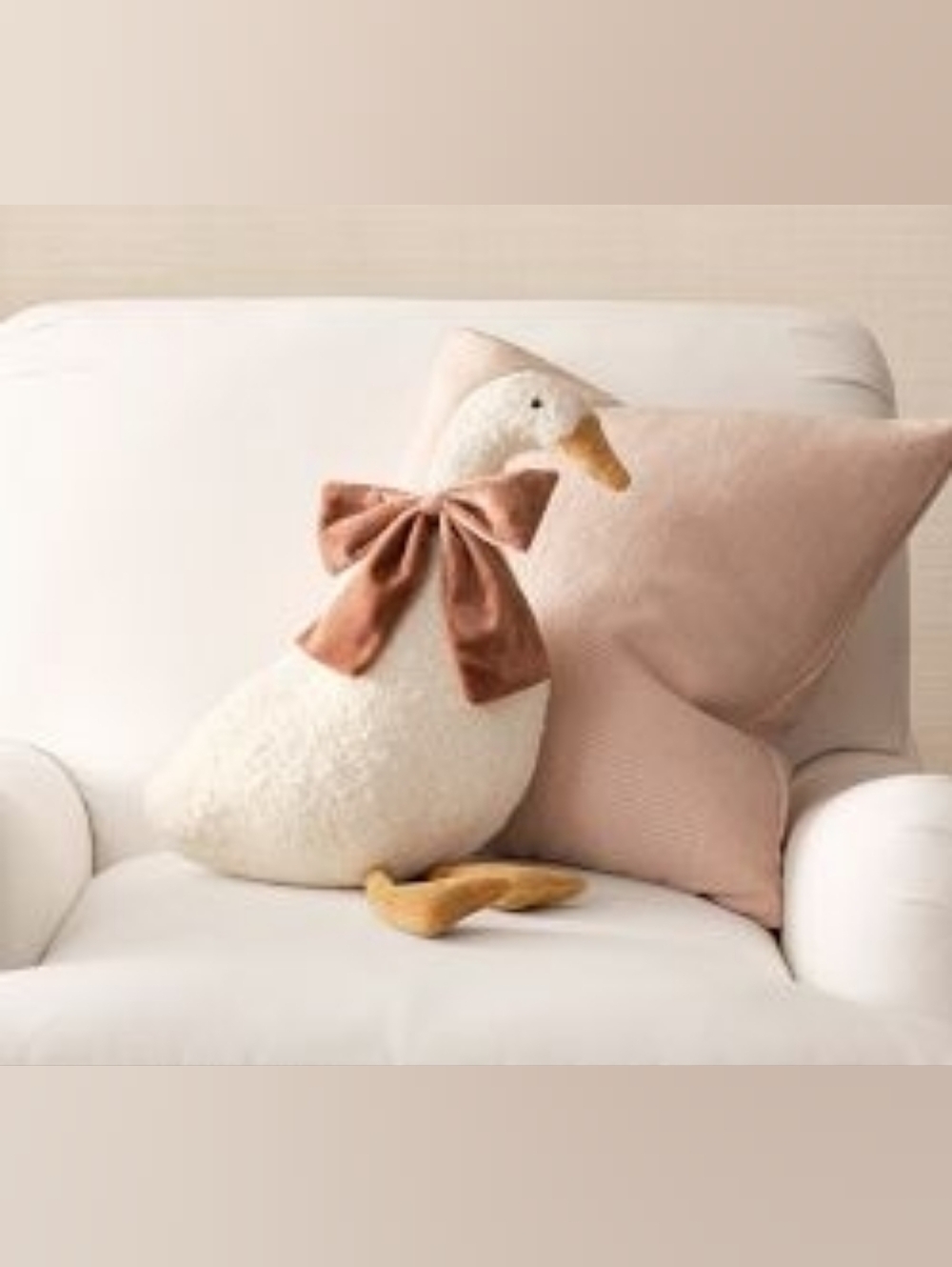 Georgia The Goose Pillow